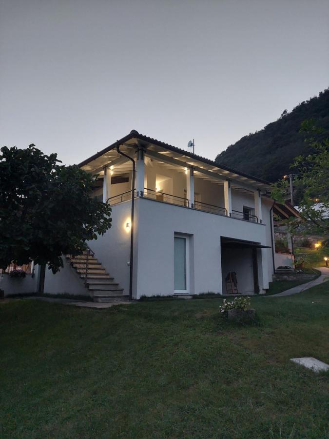 Casa Vacanze Perla Del Lago Domaso Exterior photo